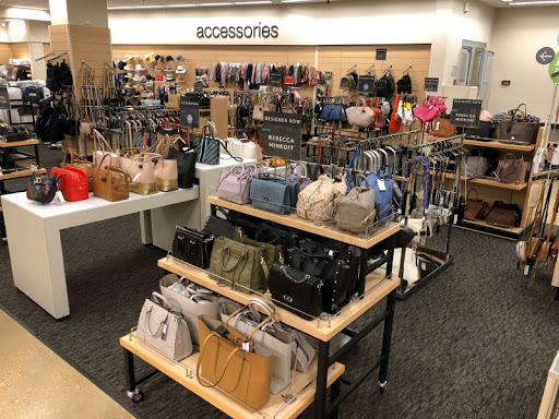 Department Store «Nordstrom Rack Friendship Center», reviews and photos, 5333 Wisconsin Ave, Washington, DC 20015, USA