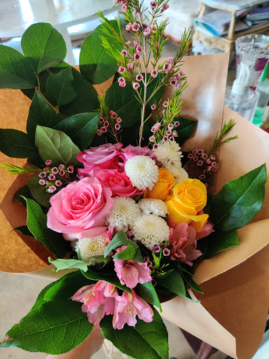 Florist «Golf Flower & Gifts», reviews and photos, 7909 Golf Rd, Morton Grove, IL 60053, USA