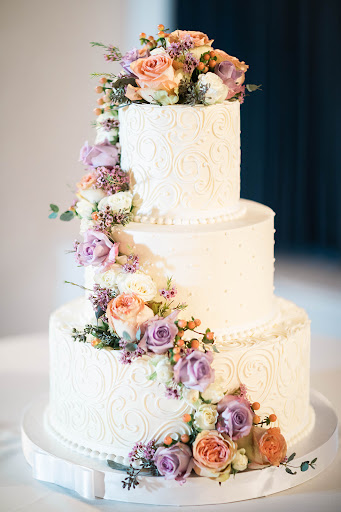 Bakery «White Flower Cake Shoppe», reviews and photos, 2101 Richmond Rd, Beachwood, OH 44122, USA
