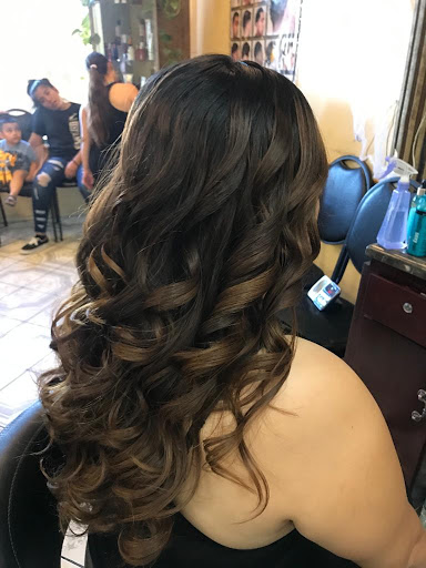 Beauty Salon «Arte Y Creacion Beauty Salon», reviews and photos, 3202 E Greenway Rd, Phoenix, AZ 85032, USA