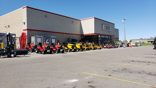 Home Improvement Store «Tractor Supply Co.», reviews and photos, 505 W Central Ave, Springboro, OH 45066, USA