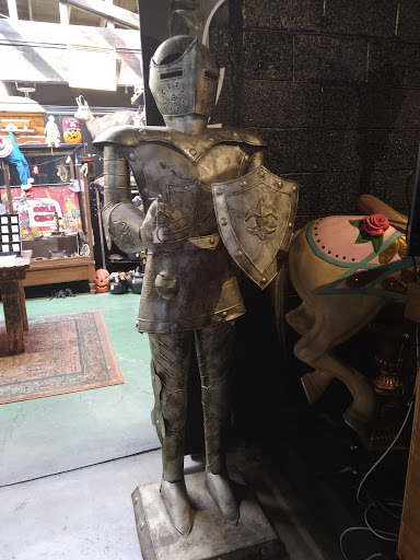 Tattoo Shop «The Rue Morgue Tattoo Gallery», reviews and photos, 198 W Jefferson St, Franklin, IN 46131, USA