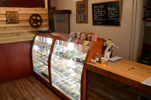 Donut Shop «A Taste of Amish», reviews and photos, 62 N 1st St, Zionsville, IN 46077, USA