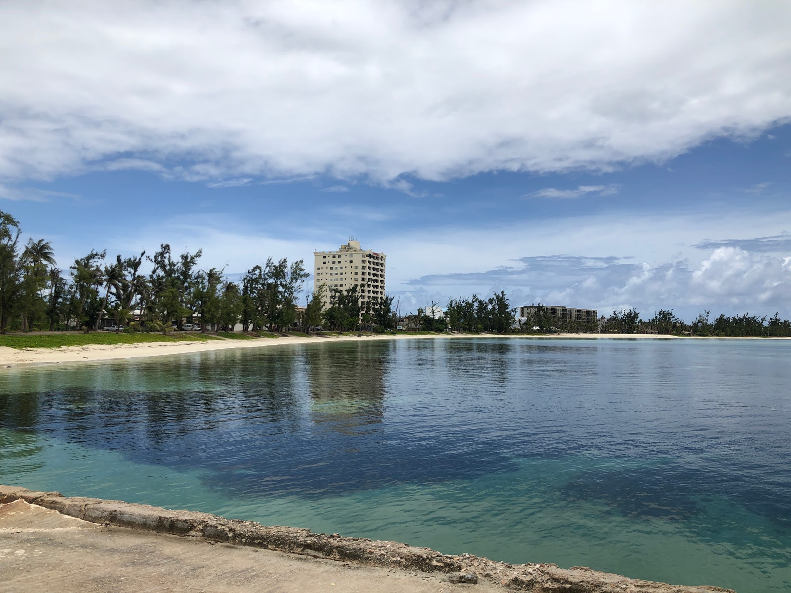 Foto de Kilili Beach com linha costeira longa e reta