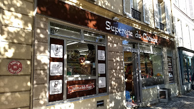 Le marché d'à côté à Versailles