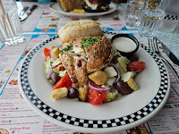 Salade grecque du Restaurant américain Tommy's Diner à Moulins-lès-Metz - n°1