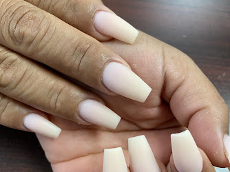 LA Nails