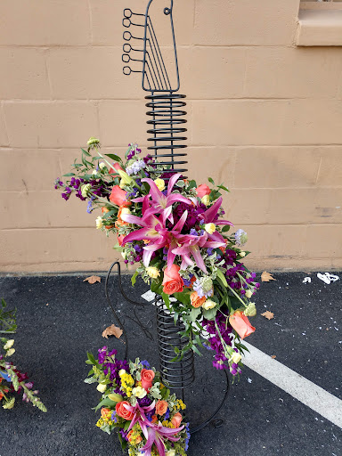 Florist «Village Flowers & Gifts», reviews and photos, 527 W Lodi Ave, Lodi, CA 95242, USA