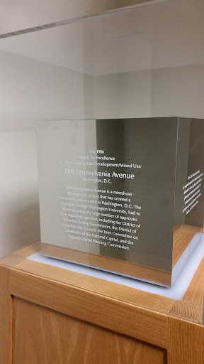 Shopping Mall «Shops At 2000 Penn», reviews and photos, 2000 Pennsylvania Ave NW #3500, Washington, DC 20006, USA