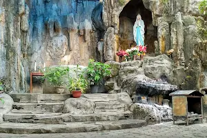 Saint Mary Marganingsih's Cave image