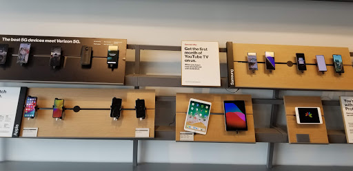 Cell Phone Store «Verizon», reviews and photos, 7000 Hadley Rd, South Plainfield, NJ 07080, USA