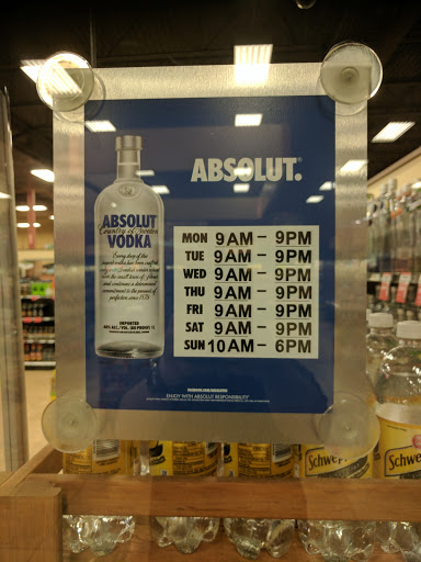 Supermarket «Giant Eagle Supermarket», reviews and photos, 1201 Mentor Ave, Painesville, OH 44077, USA