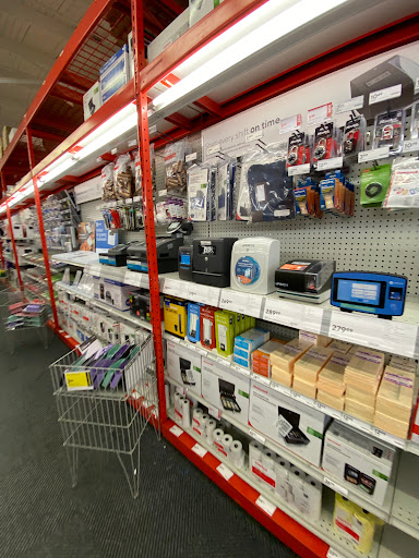 Office Supply Store «Staples», reviews and photos, 933 Montgomery Ave, Narberth, PA 19072, USA