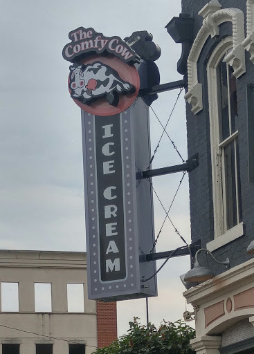 Ice Cream Shop «The Comfy Cow New Albany», reviews and photos, 109 E Market St, New Albany, IN 47150, USA