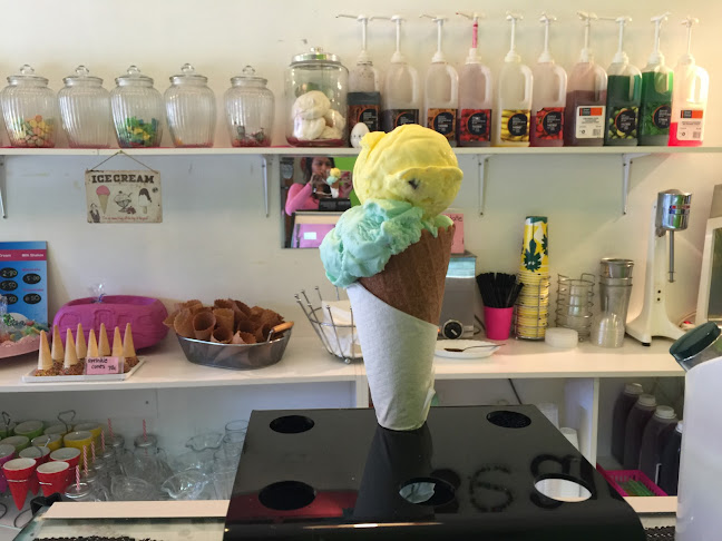 Comments and reviews of Indulge Ice Cream Parlour