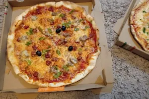 kaban' a pizza image