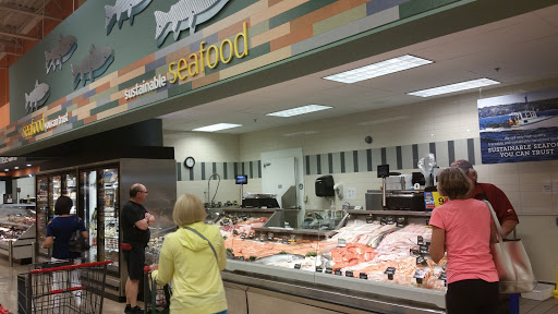 Grocery Store «Hannaford Supermarket», reviews and photos, 5 Hannaford Dr, York, ME 03909, USA