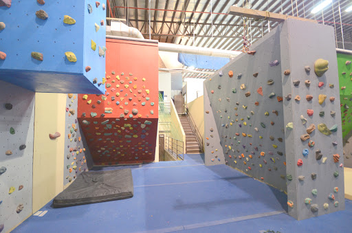 Rock Climbing Gym «Hoosier Heights Indianapolis», reviews and photos, 9850 Mayflower Park Dr, Carmel, IN 46032, USA
