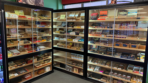 Tobacco Shop «Azeus Smoke & Vape Shop», reviews and photos, 2475 Blanding Blvd #4, Middleburg, FL 32068, USA