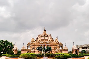 Jain Temple (Santi Guruji) image