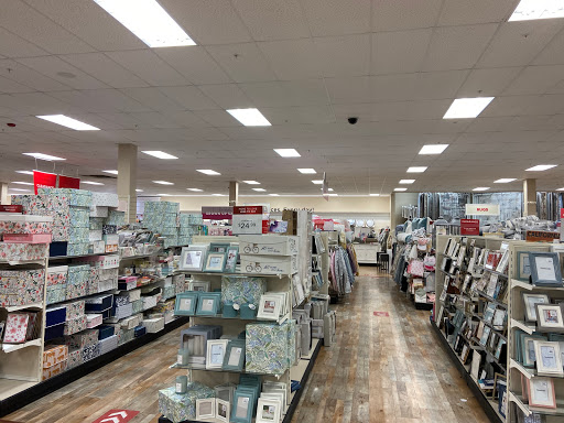 Department Store «HomeGoods», reviews and photos, 12351 Limonite Ave, Eastvale, CA 91752, USA