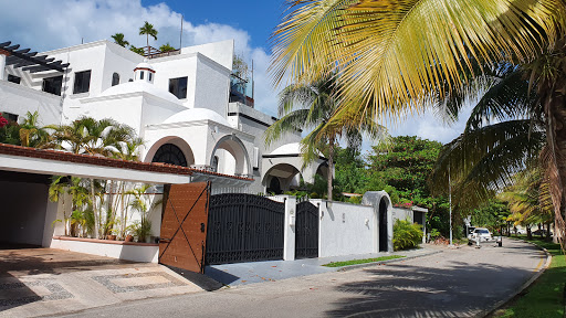 Couples cottages jacuzzi Cancun