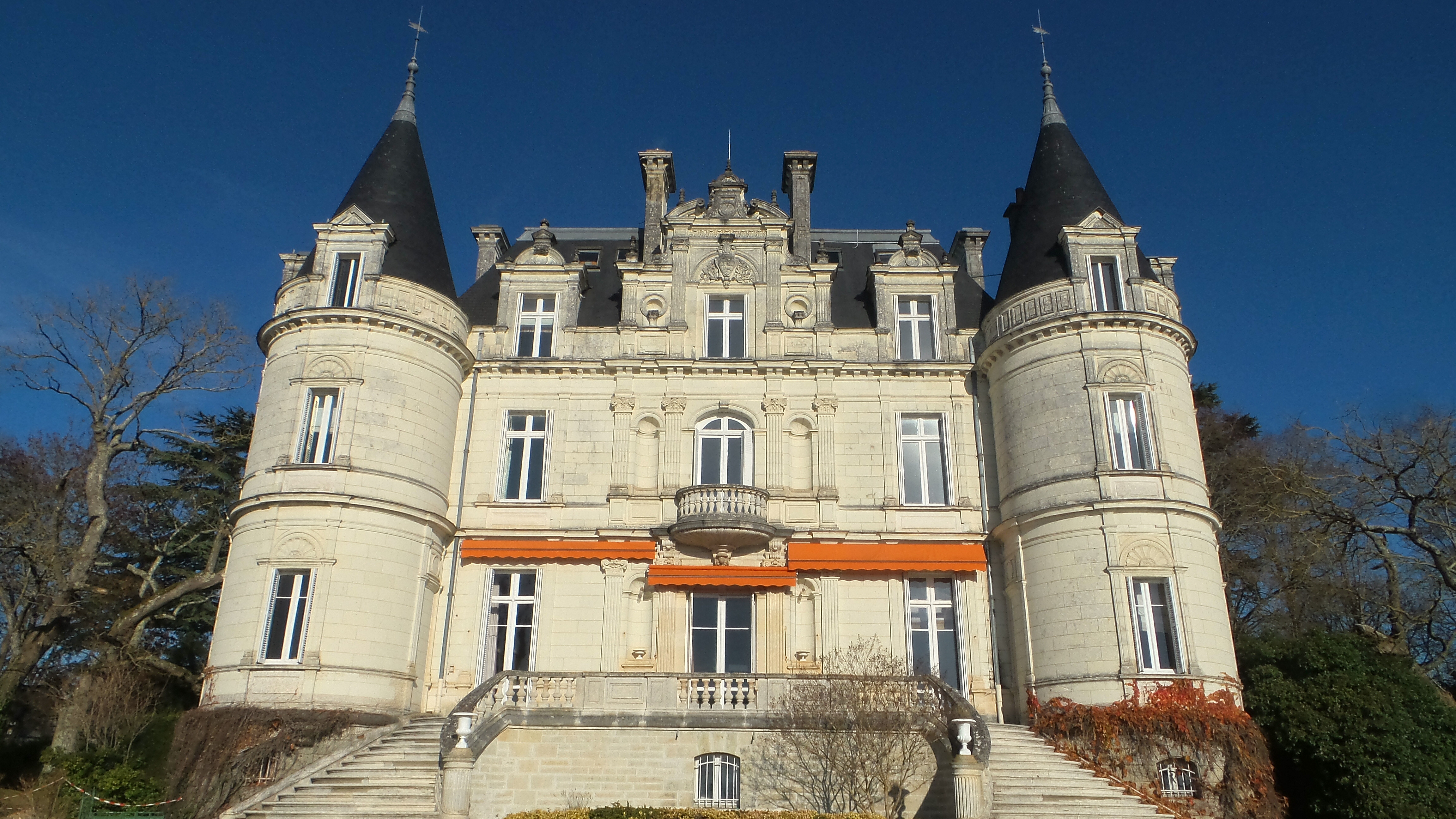 Photo n° 10 de l'avis de T... fait le 17/01/2017 à 01:45