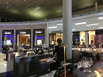 Atmosphère du Restaurant Caviar House & Prunier à Roissy-en-France - n°1