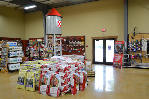 Pet Supply Store «Straatmann Feed & Transfer, Inc.», reviews and photos, 3601 Old Hwy 100, Labadie, MO 63055, USA