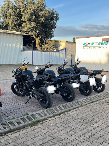 C.F.M Motorcycle Training Center à Lédenon, Gard