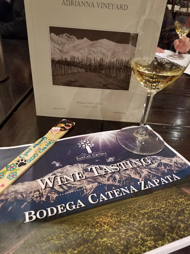 Wine Store «Sunfish Cellars Wine & Spirits», reviews and photos, 803 Sibley Memorial Hwy, St Paul, MN 55118, USA