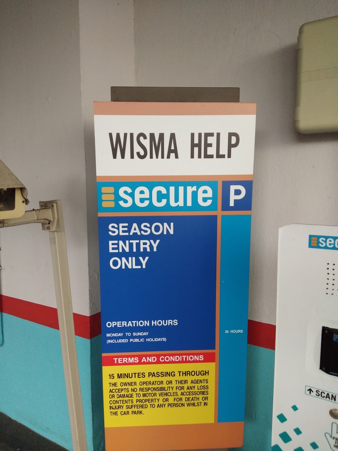 Wisma HELP Season Parking