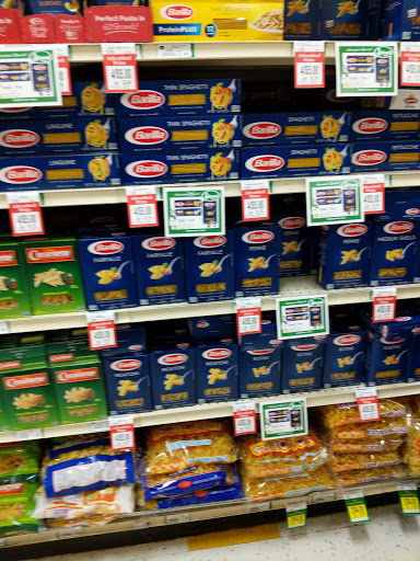 Grocery Store «Hollywood Super Market», reviews and photos, 714 N Main St, Royal Oak, MI 48067, USA