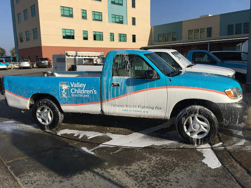 Curbside Detail en Clovis