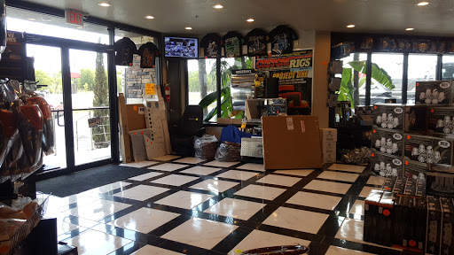 Truck Accessories Store «Texas Chrome Shop», reviews and photos, 16233 I-35, Atascosa, TX 78002, USA