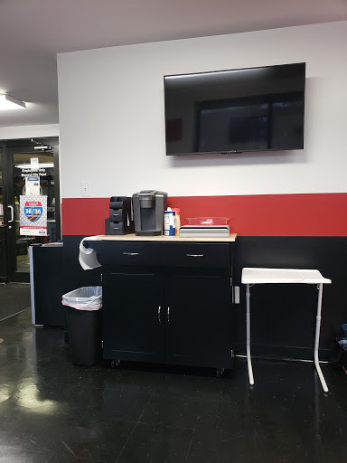 Tire Shop «Ashburn Service & Tire Center», reviews and photos, 44071 Ashburn Shopping Plaza, Ashburn, VA 20147, USA