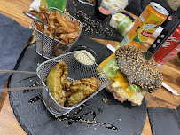 Plats et boissons du Restaurant de sushis Ajia Sushi & Burger Lattes - n°6