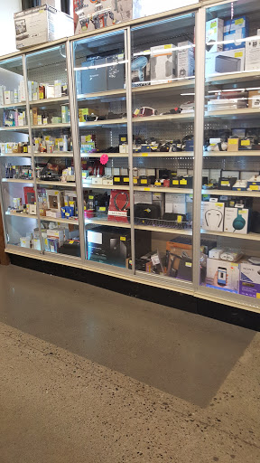 Surplus Store «Big Box Outlet Store - Marysville», reviews and photos, 1338 State Ave, Marysville, WA 98270, USA