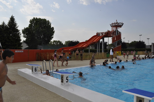 Piscine de Saint-Yorre à Saint-Yorre