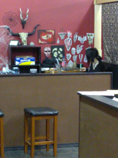 Tattoo Shop «Ink Daddy Tattoo and Body Piercing», reviews and photos, 3535 Commercial St SE, Salem, OR 97302, USA