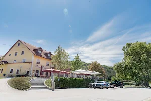 Hotel & Pension "Zum Birnthaler" image