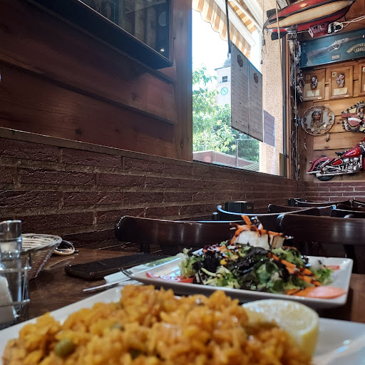 Casa Primavera Burger en Velilla de San Antonio