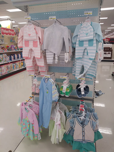 Department Store «Target», reviews and photos, 800 Christiana Mall, Newark, DE 19702, USA