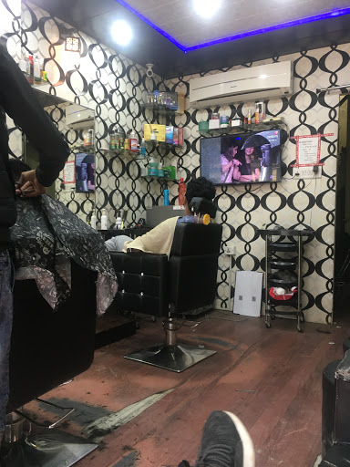 Men's hairdressing salons Jaipur