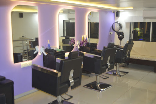 Luset'S Hair. Beauty. Spa Salon (For He & She) ) in Chinchwad,  Pimpri-Chinchwad