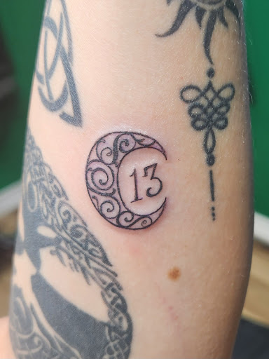 Explore hellsing tattoo ideas, creative tattoo ideas in Abilene, available at La Leyenda Tattoo Co