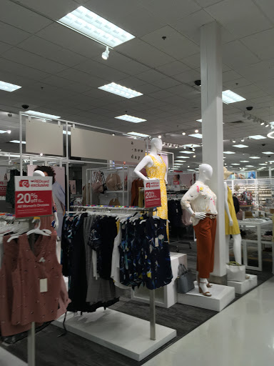 Department Store «Target», reviews and photos, 2333 63rd St, Woodridge, IL 60517, USA