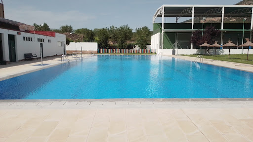 Piscina Pública Municipal de Chera. en Chera, Valencia