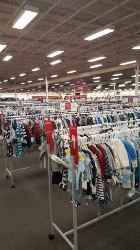 Clothing Store «Burlington Coat Factory», reviews and photos, 500 E Aurora Rd, Macedonia, OH 44056, USA