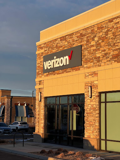 Cell Phone Store «Verizon», reviews and photos, 1234 S Hover Rd #200, Longmont, CO 80501, USA